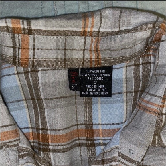 3 Womens Size Small/Medium Shirts Button Down Tunic Tops Flannel Plaid Retro - Picture 4 of 7